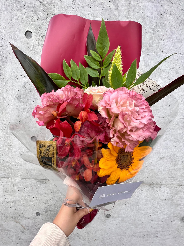 おまかせスタイリッシュ花束(モカラルビー&ひまわり)