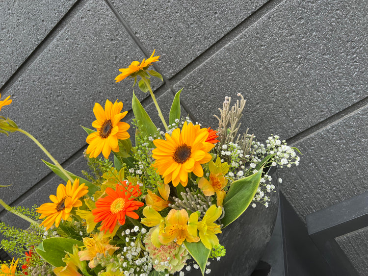 【夏限定】ひまわりのお任せアレンジ【Lsize】