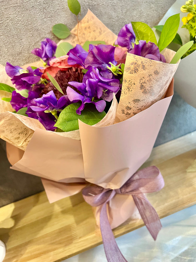 【Mサイズ】くすみピンクのスタンディングブーケ