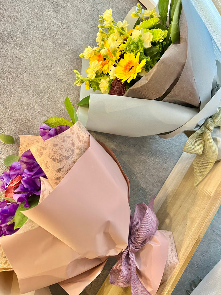 【Mサイズ】くすみピンクのスタンディングブーケ