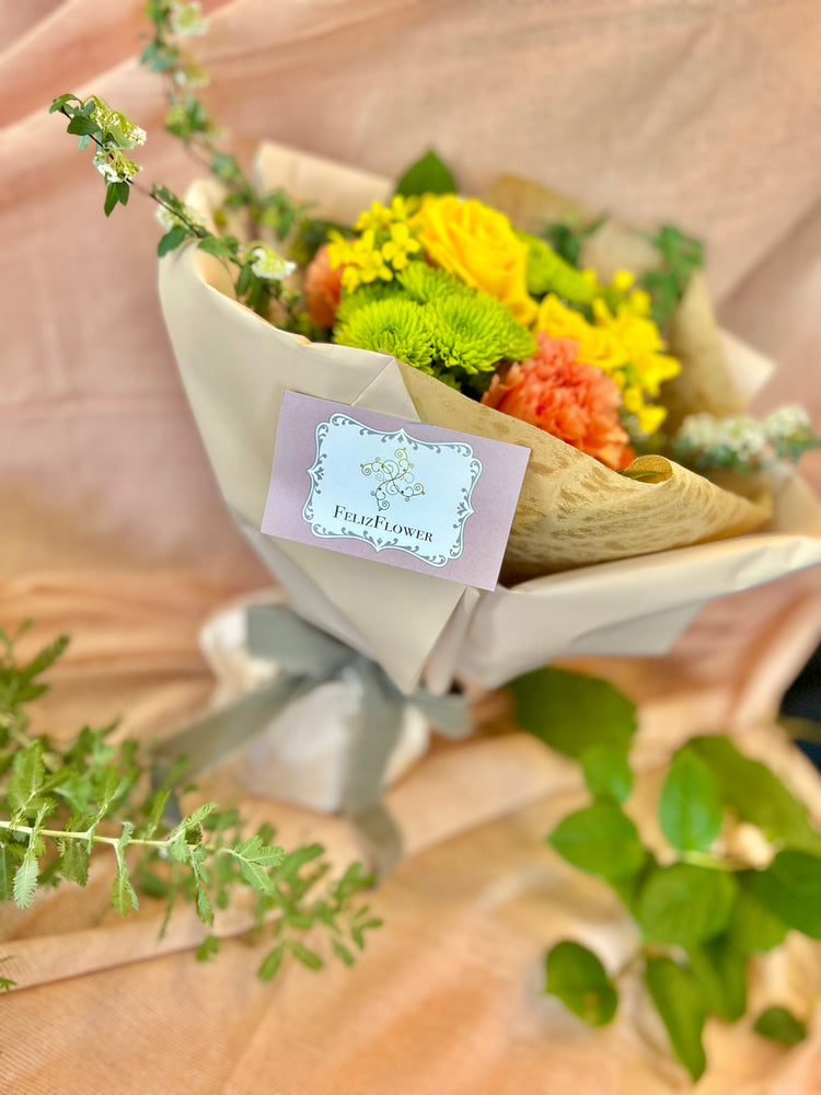 【Mサイズ】イエローローズのスタンディングブーケ