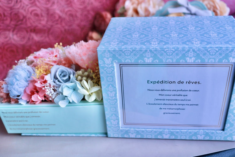 お花を詰め込んだフラワーフォトBOX