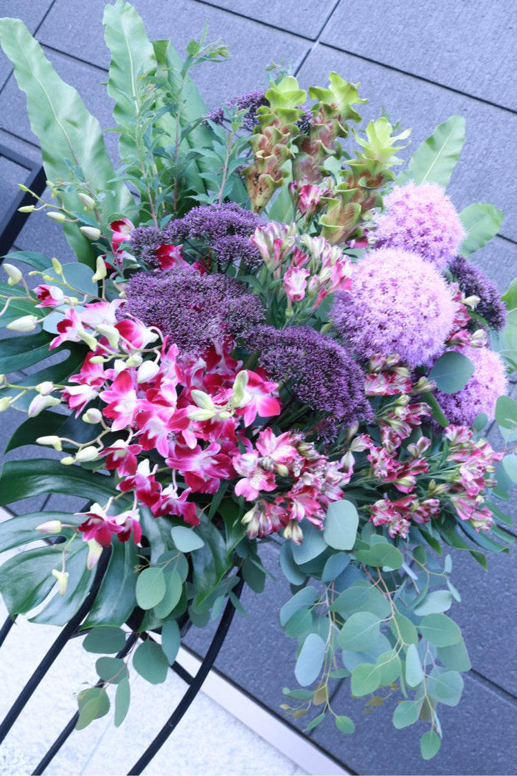 フローリストお任せパープルスタンド花