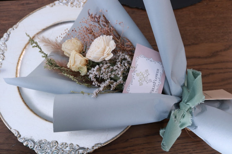 ドライフラワーのプチギフトスワッグ