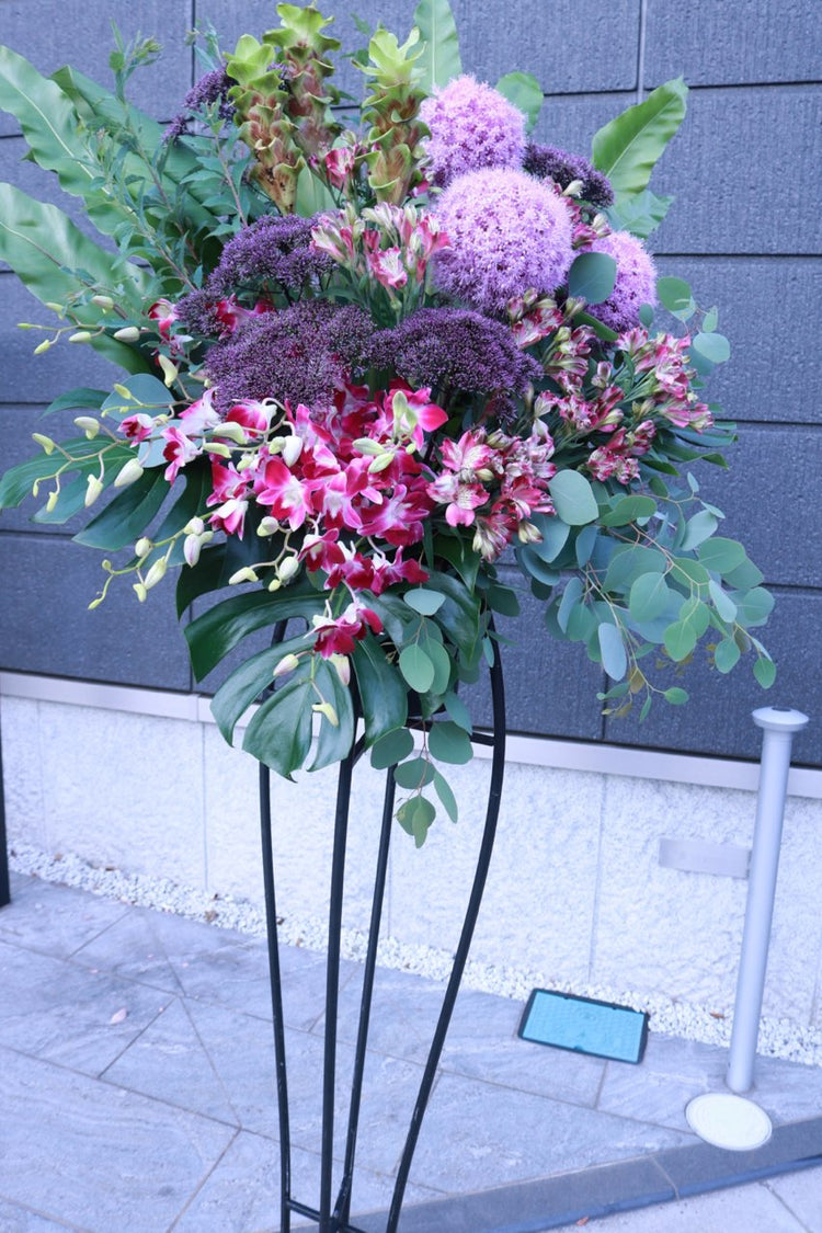 フローリストお任せパープルスタンド花