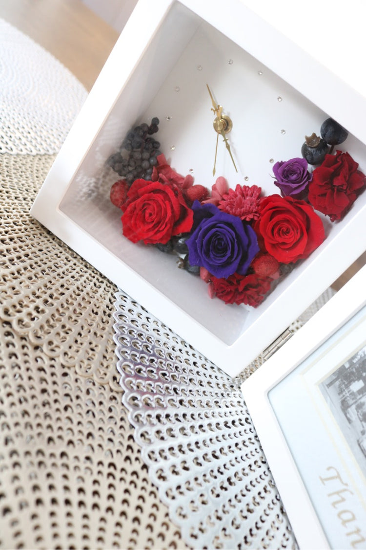 フォトフレーム付きお花の置時計