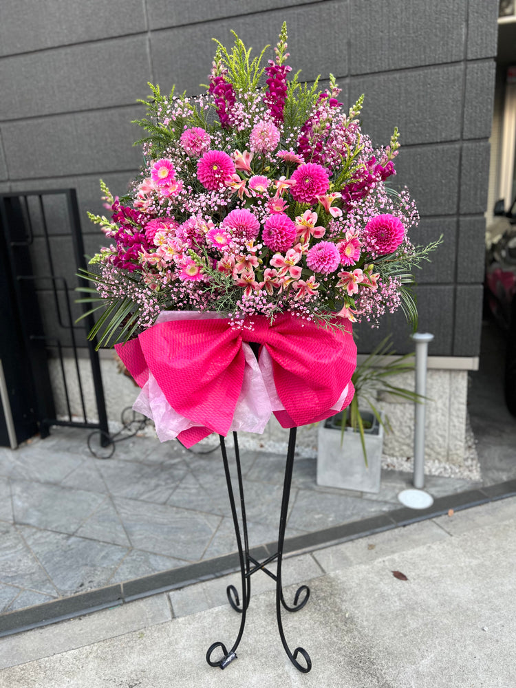 フローリストおまかせピンクスタンド花