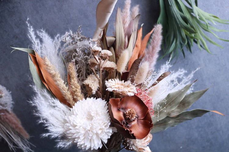 ボーホフラワーのナチュラルスワッグ