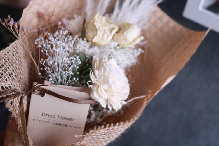 ドライフラワーのプチギフト