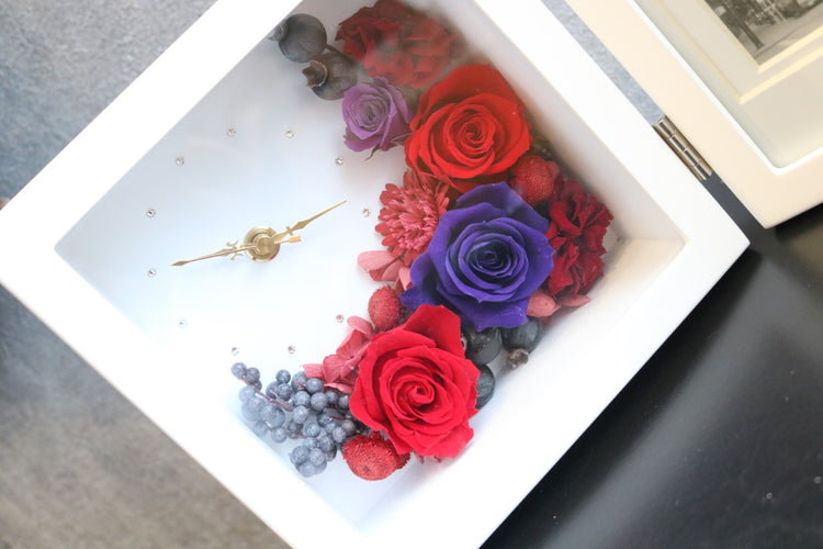 フォトフレーム付きお花の置時計